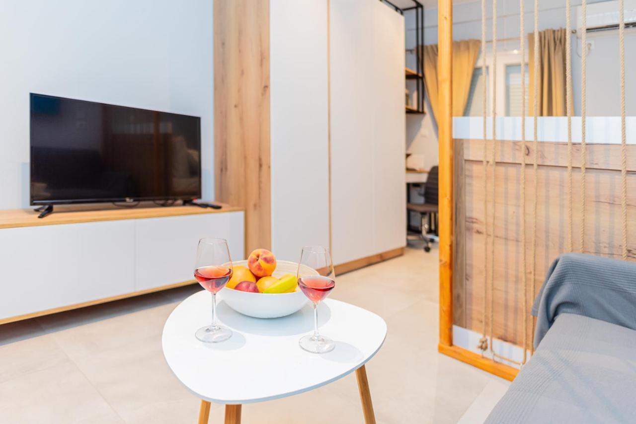 Welcome Home 365 Studio Apartment Nº1 Thessaloniki City Centre Exterior photo